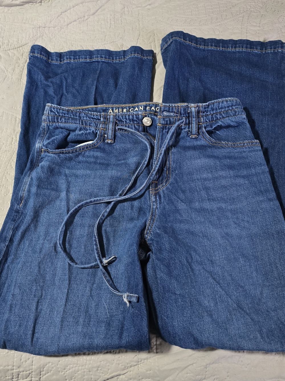 American Eagle Outfitters Women’s Relaxed Blue Drawstring Denim Jeans